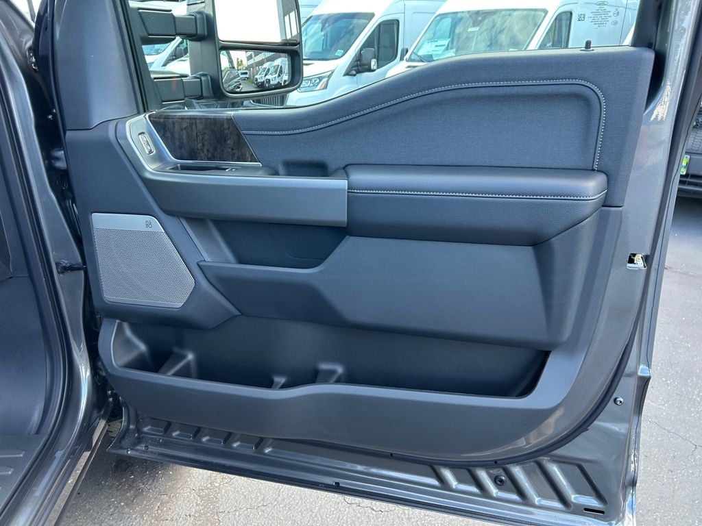 2025 Ford F-250SD Lariat