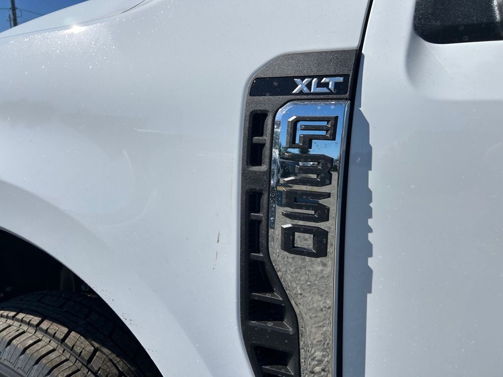 2026 Ford F-350SD XLT