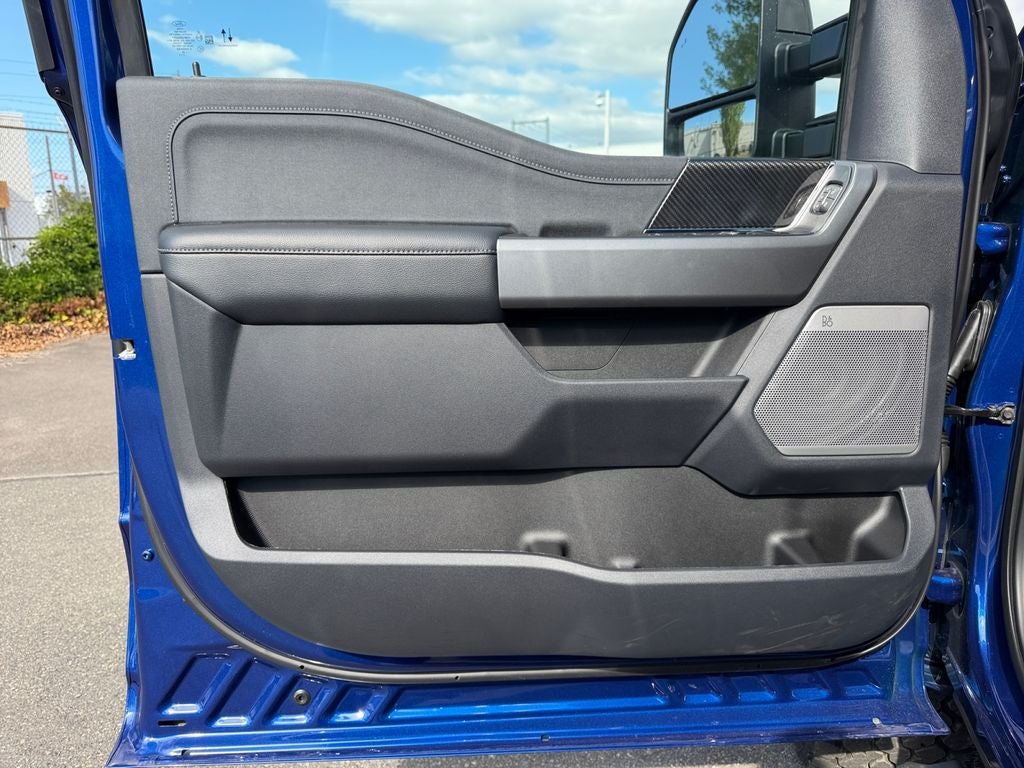 2026 Ford F-350SD Lariat Roush