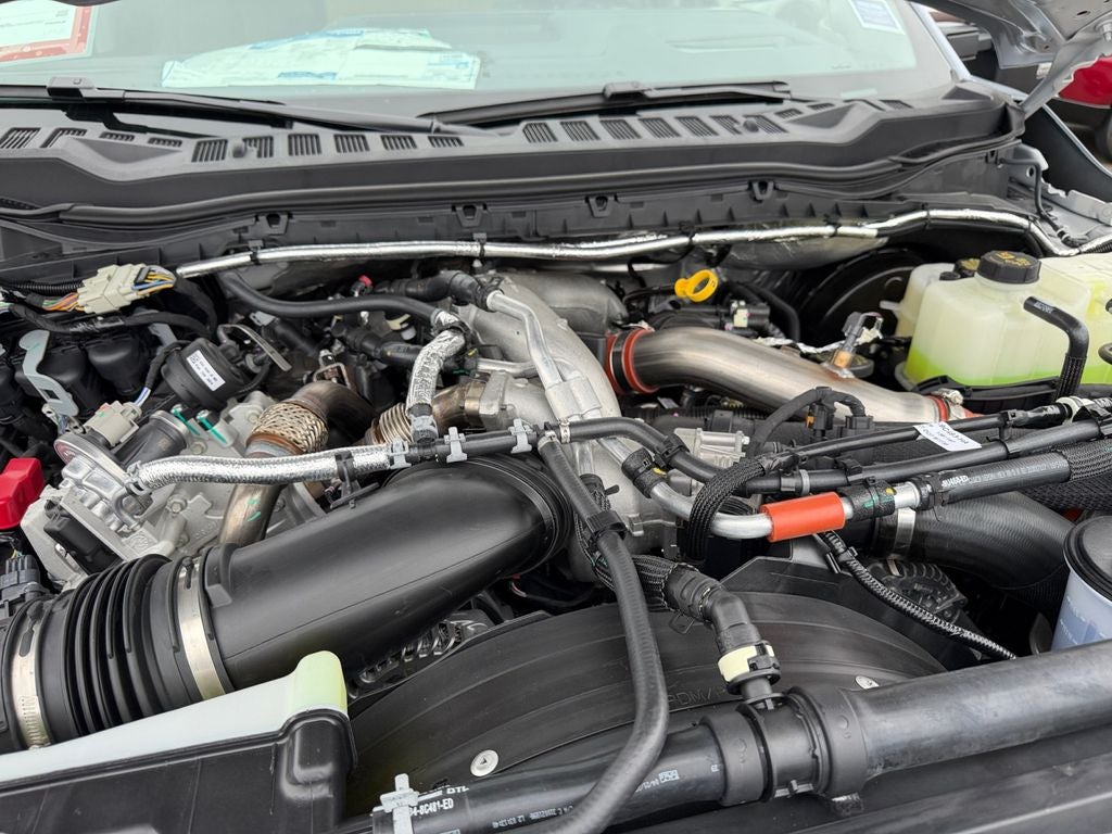 2026 Ford F-350SD Lariat ROUSH
