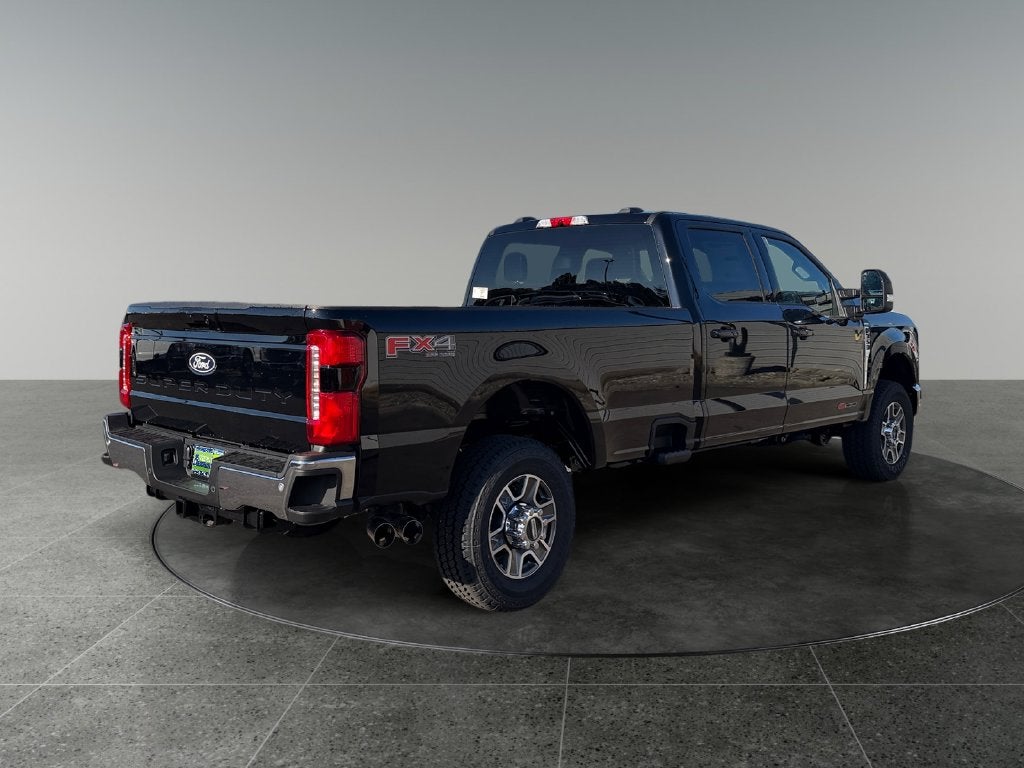 2027 Ford F-350SD Lariat