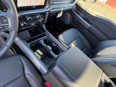 2027 Ford F-350SD Lariat