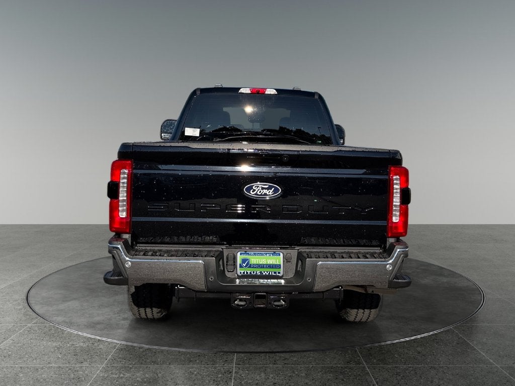 2027 Ford F-350SD Lariat