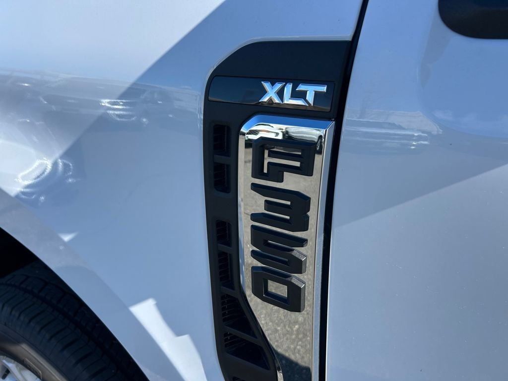 2026 Ford F-350SD XLT