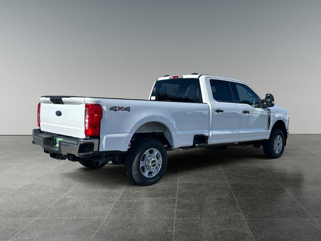 2026 Ford F-350SD XLT
