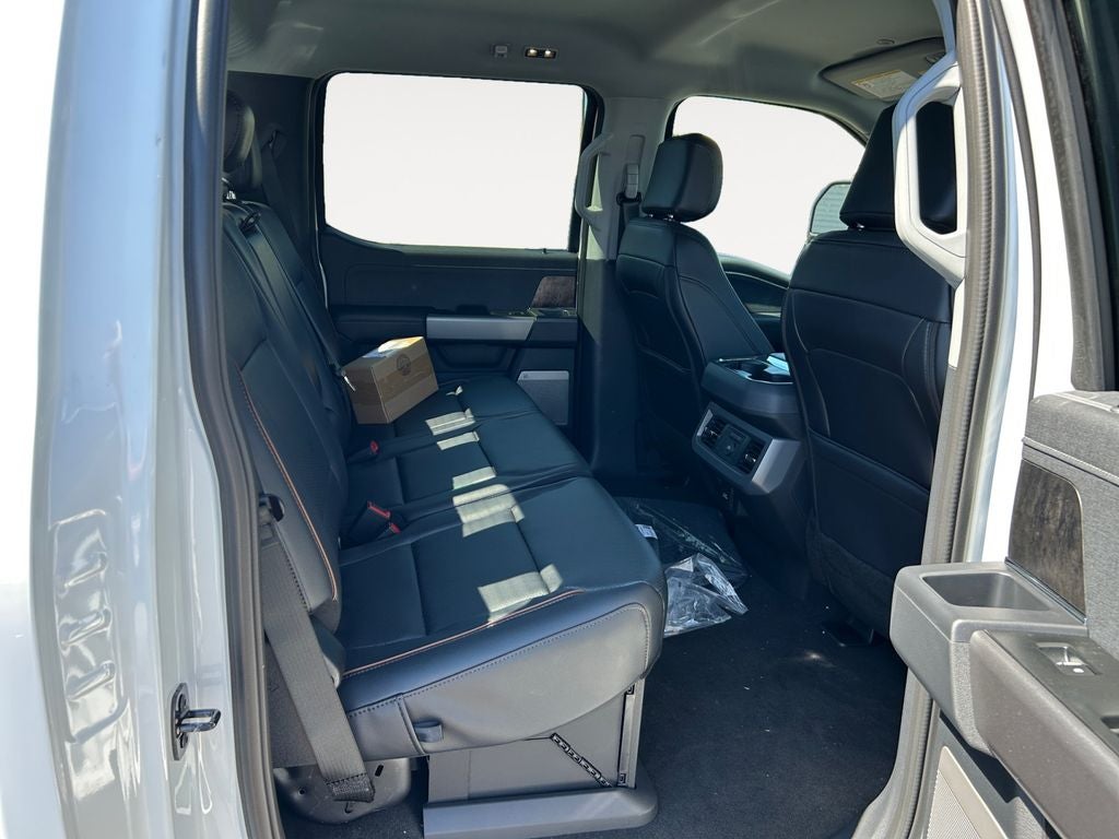 2025 Ford F-350SD Lariat