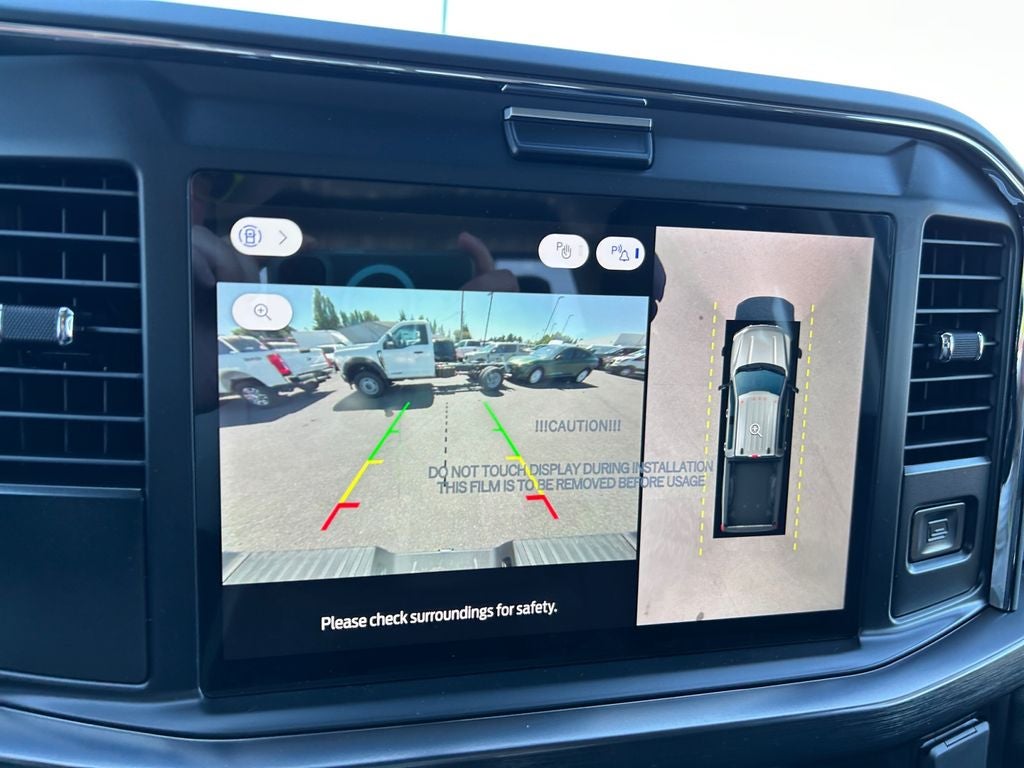 2025 Ford F-350SD Lariat