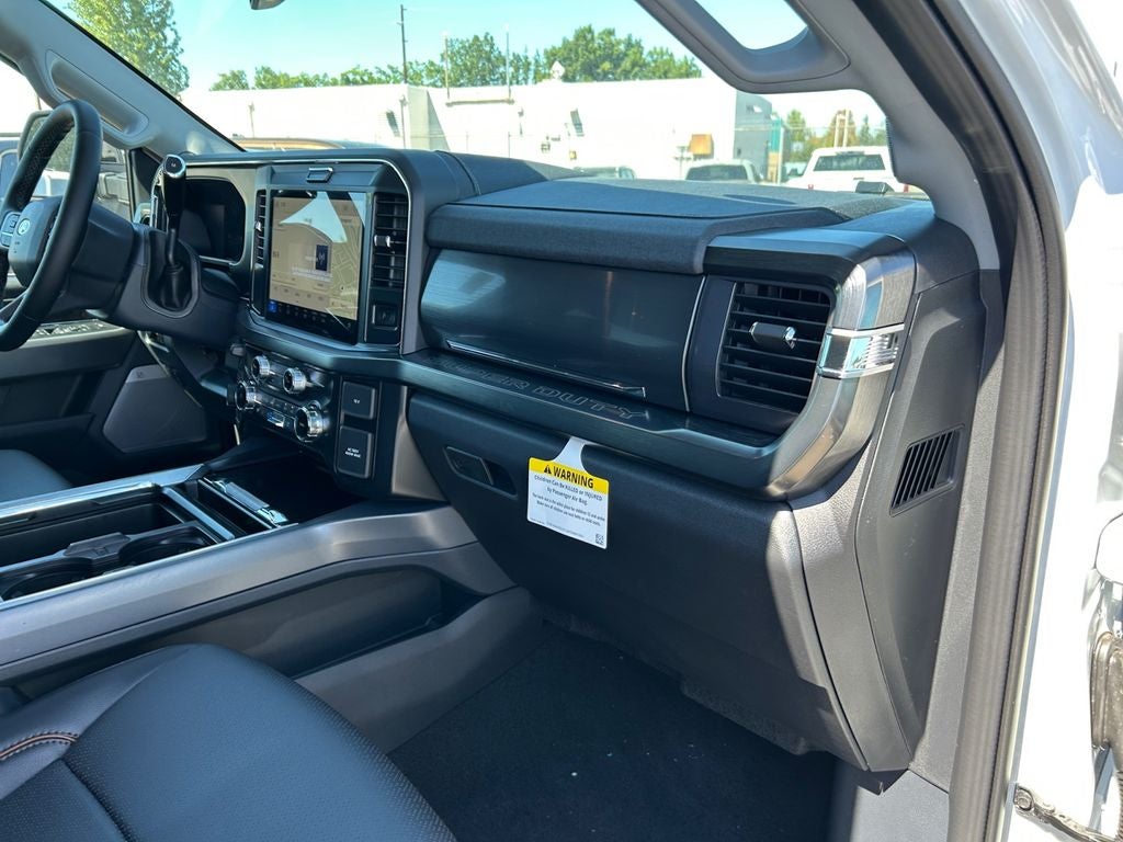 2025 Ford F-350SD Lariat