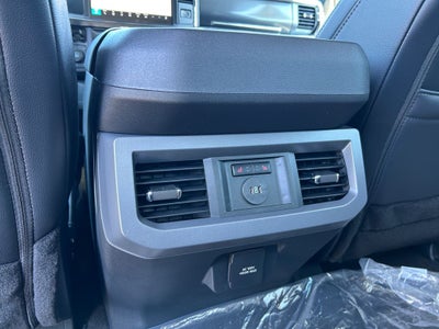 2025 Ford F-350SD Lariat