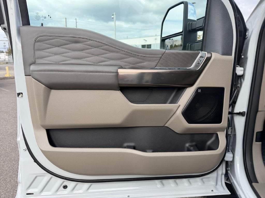 2026 Ford F-350SD Platinum DRW