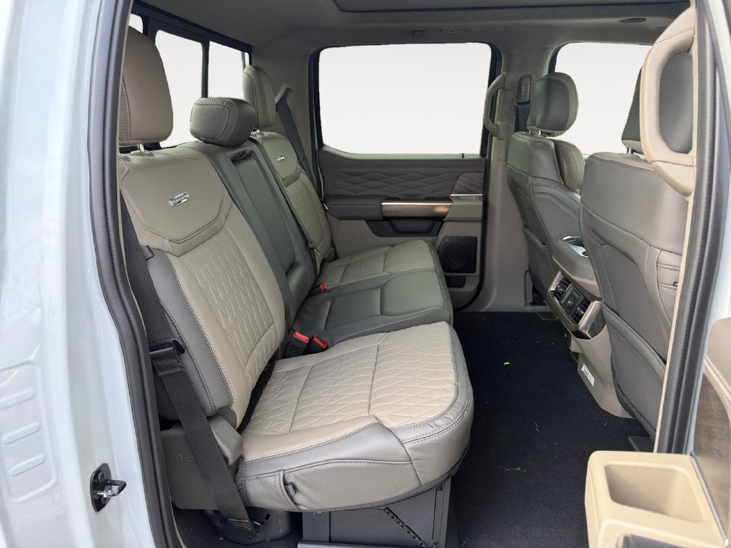 2026 Ford F-350SD Platinum DRW