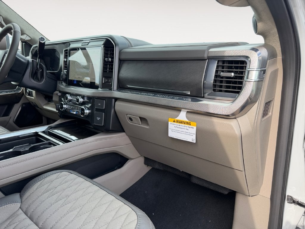 2026 Ford F-350SD Platinum DRW
