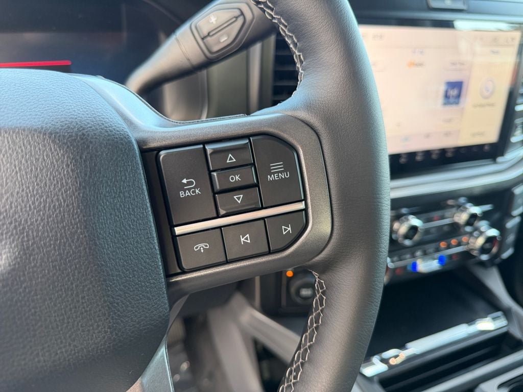 2026 Ford F-350SD Lariat DRW