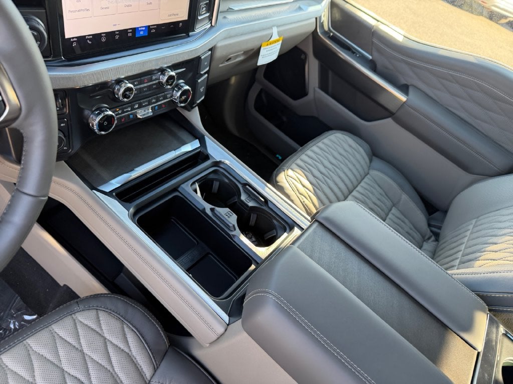 2027 Ford F-450SD Platinum
