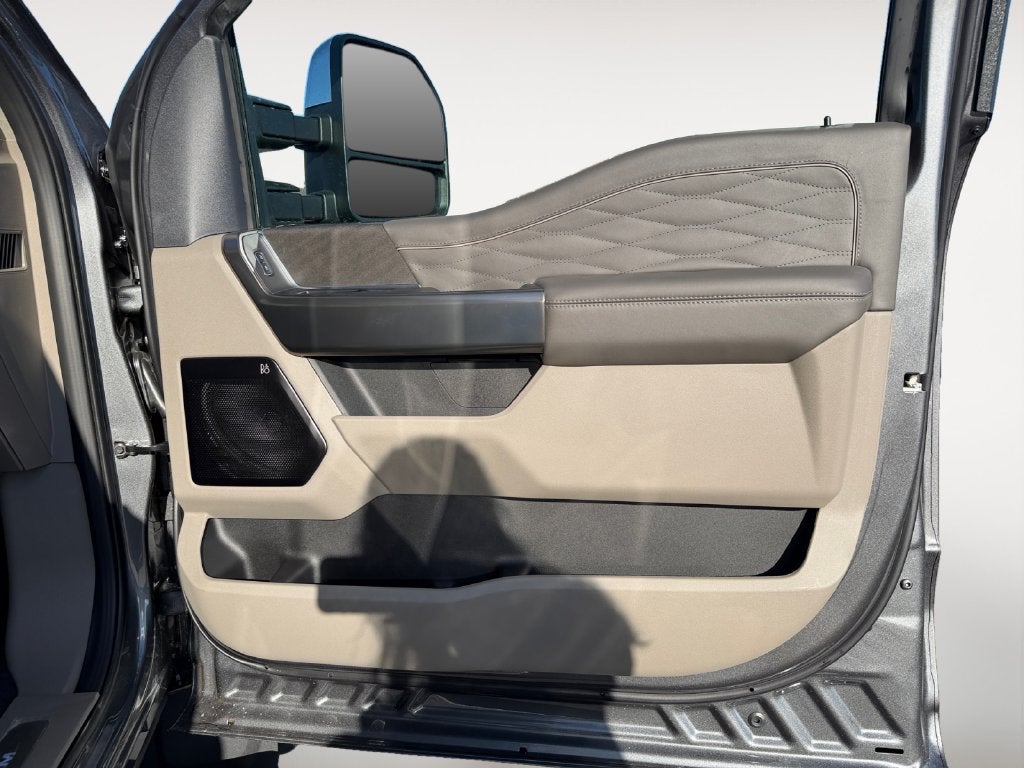 2027 Ford F-450SD Platinum
