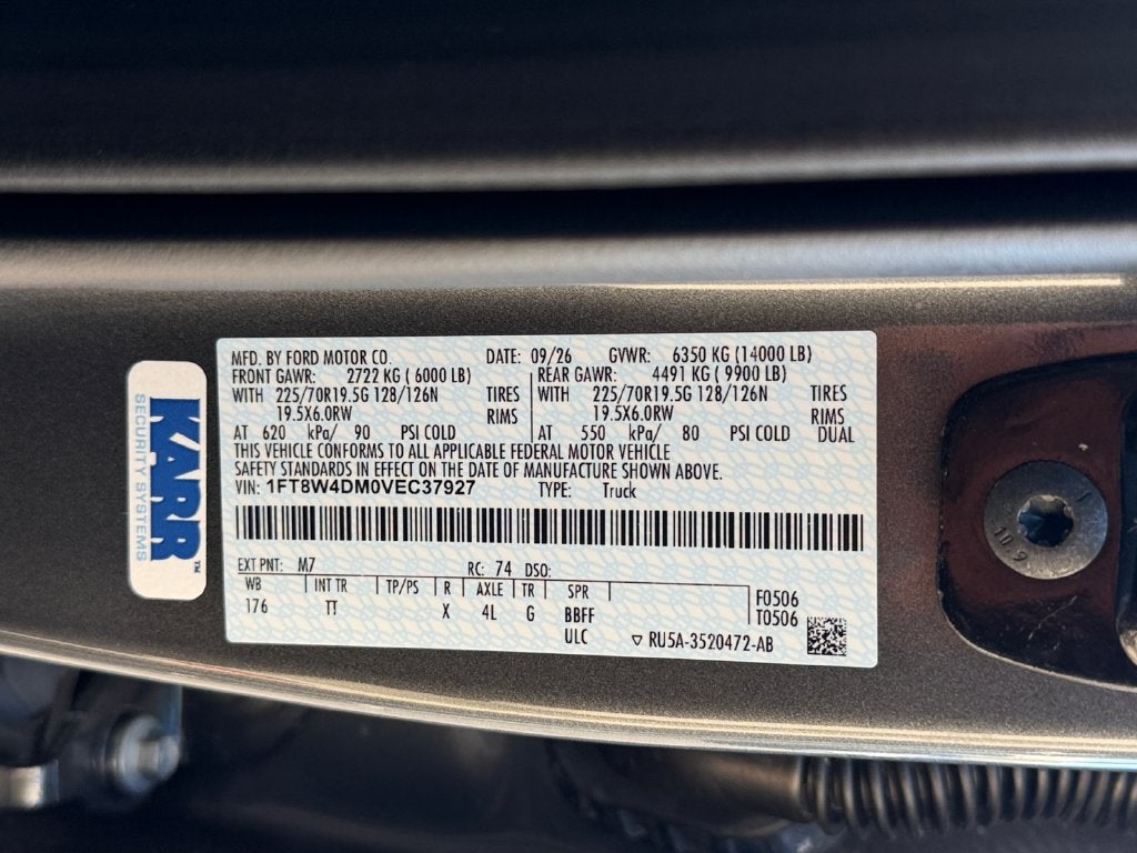 2027 Ford F-450SD Platinum