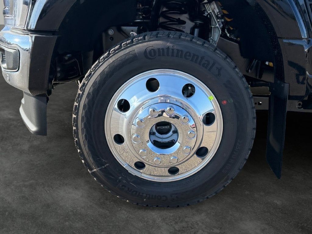 2027 Ford F-450SD Lariat DRW