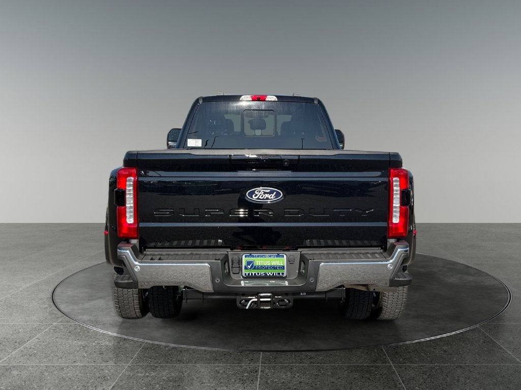 2027 Ford F-450SD Lariat DRW
