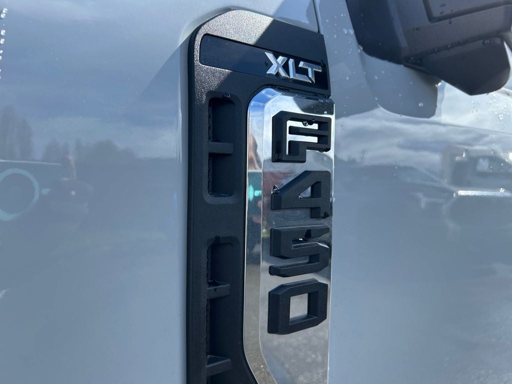 2026 Ford F-450SD XLT DRW