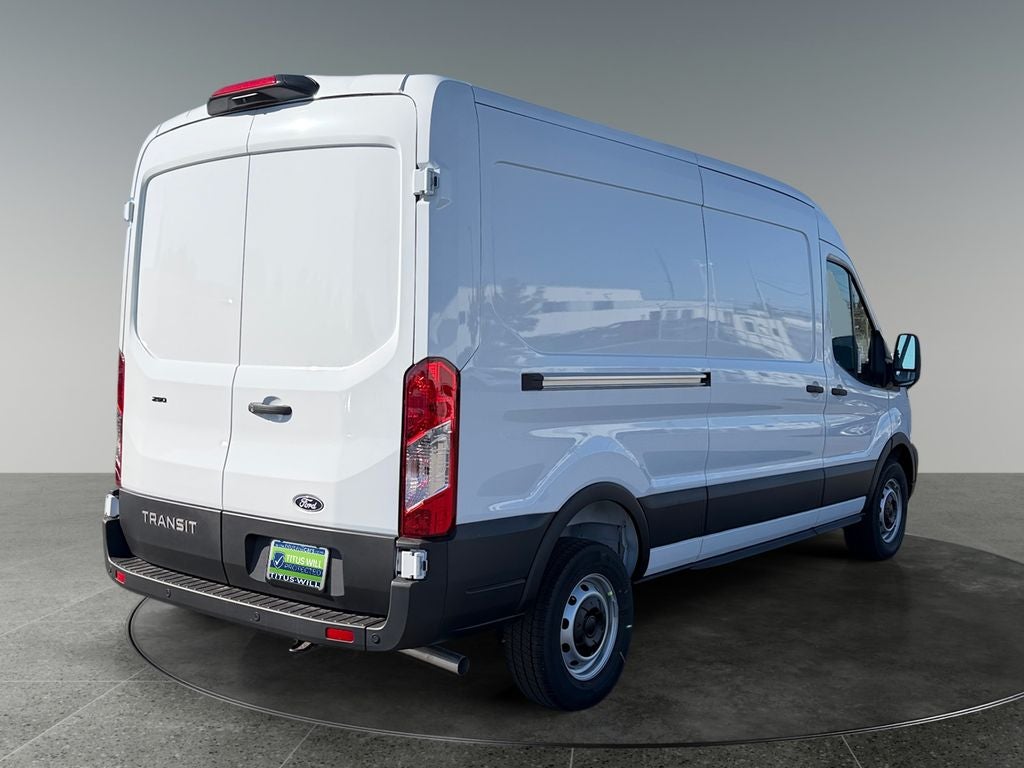 2027 Ford Transit-250 Base