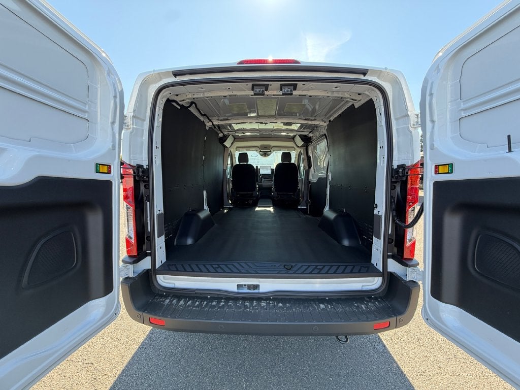 2027 Ford Transit-250 Base