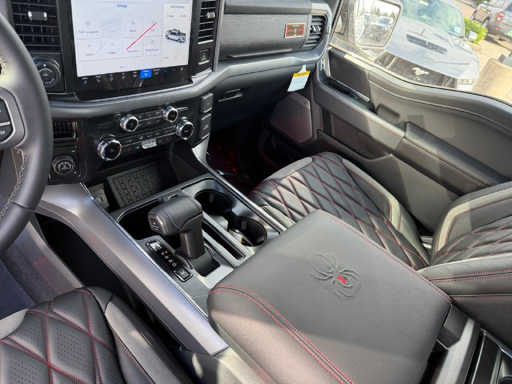 2026 Ford F-150 XLT BLACK WIDOW