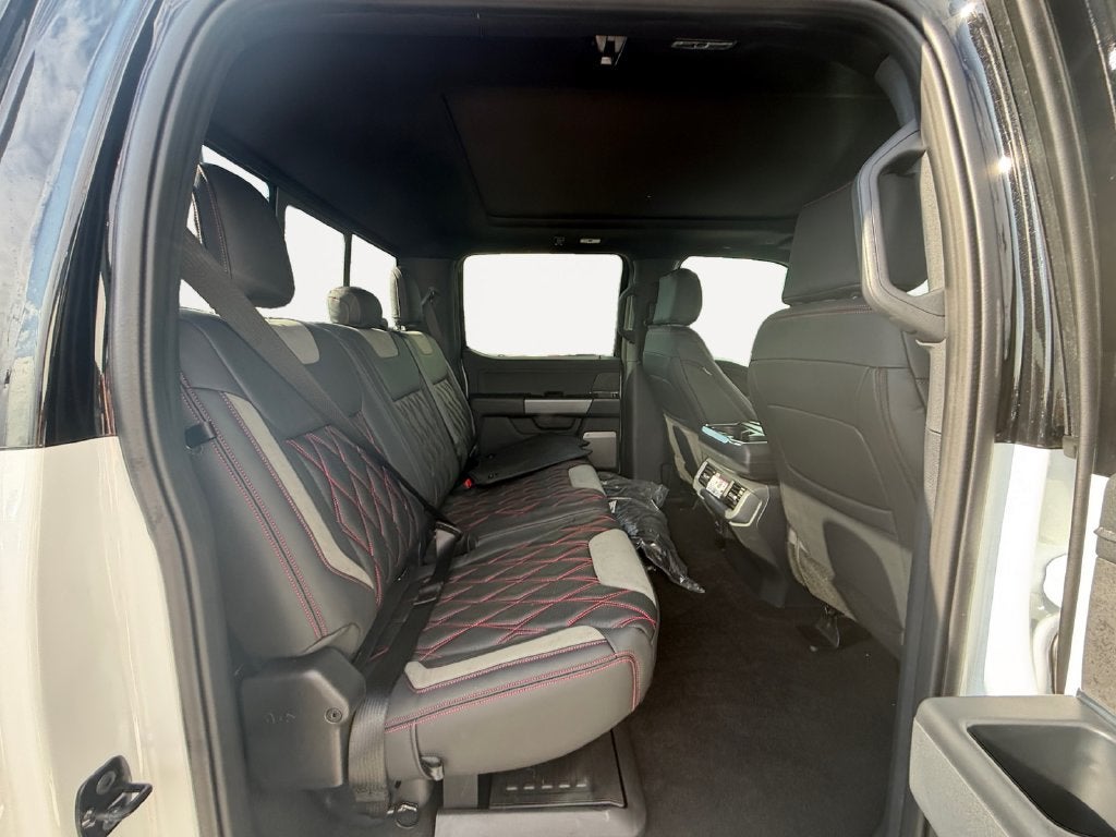 2026 Ford F-150 XLT BLACK WIDOW