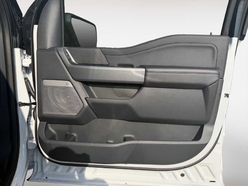 2026 Ford F-150 XLT BLACK WIDOW