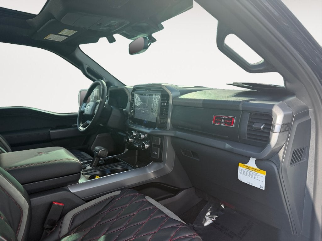 2026 Ford F-150 XLT BLACK WIDOW