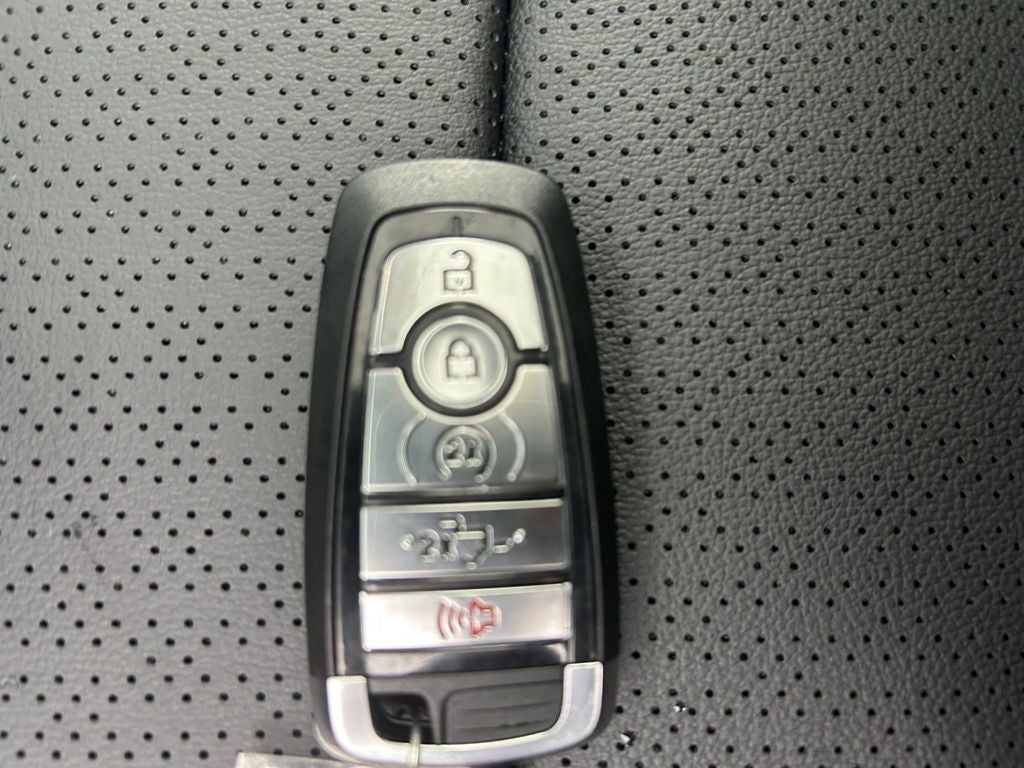 2026 Ford F-150 Lariat 5.0 V8