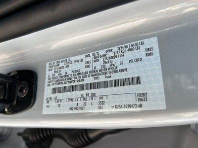 2025 Ford F-150 Lightning Flash