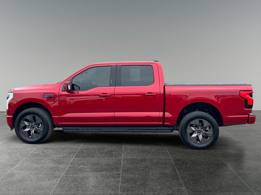 2025 Ford F-150 Lightning Lariat