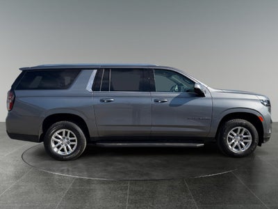 2022 Chevrolet Suburban LT