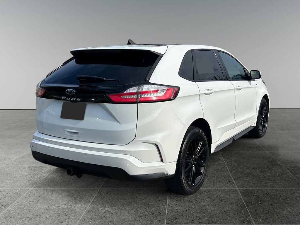 2022 Ford Edge ST Line