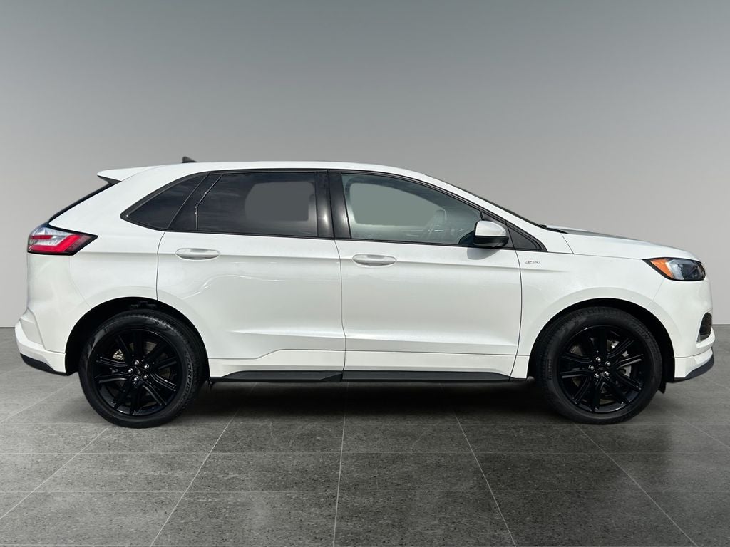 2022 Ford Edge ST Line