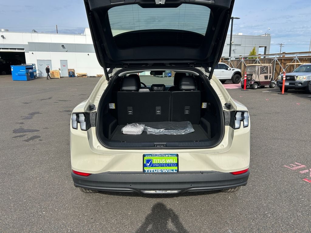 2025 Ford Mustang Mach-E Premium