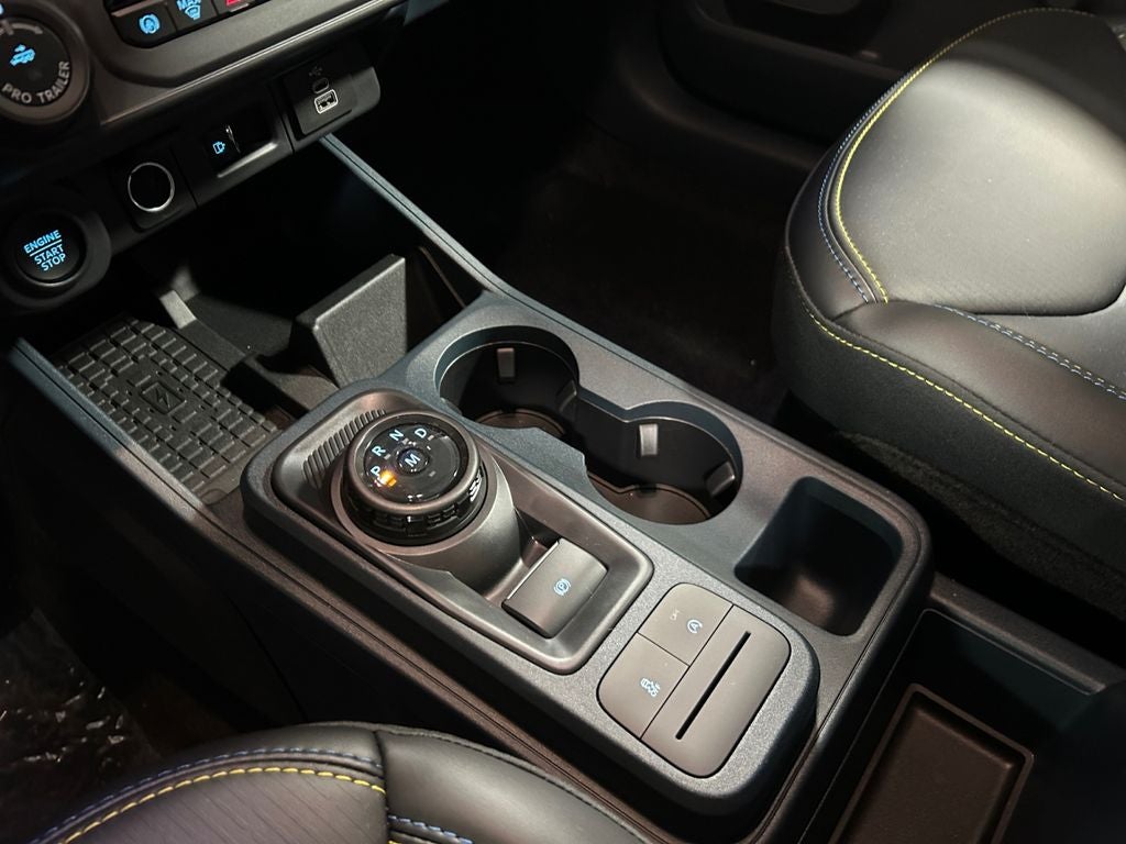 2025 Ford Maverick Lobo High