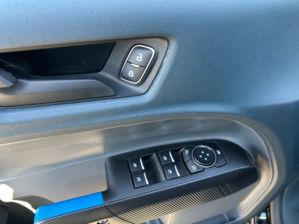 2025 Ford Maverick Lobo Standard