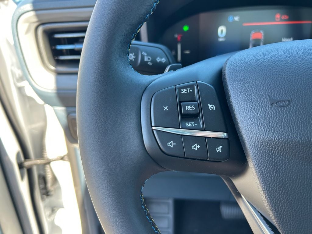 2025 Ford Maverick Lobo Standard