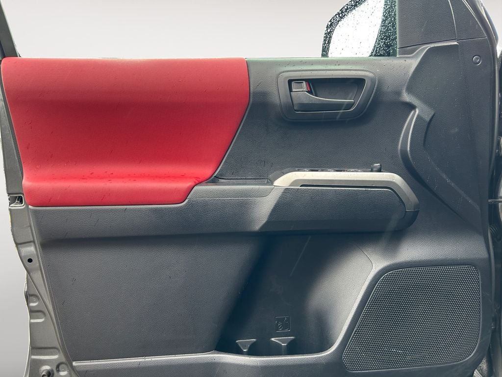 2020 Toyota Tacoma SR5 V6