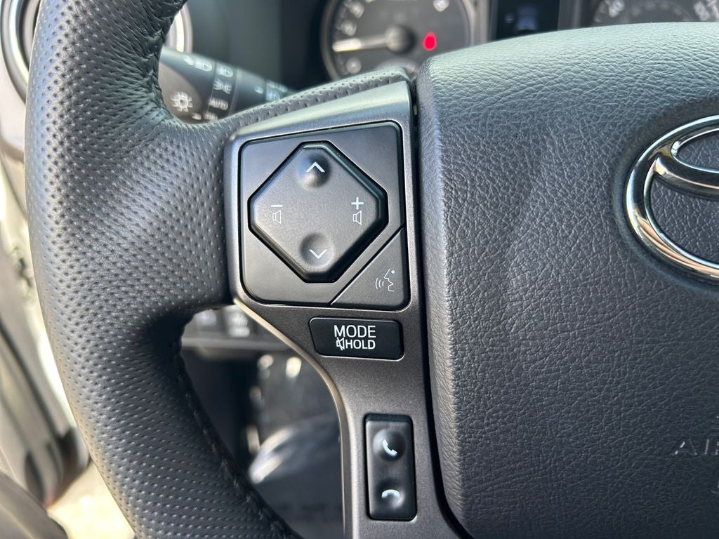 2022 Toyota Tacoma TRD Off-Road V6