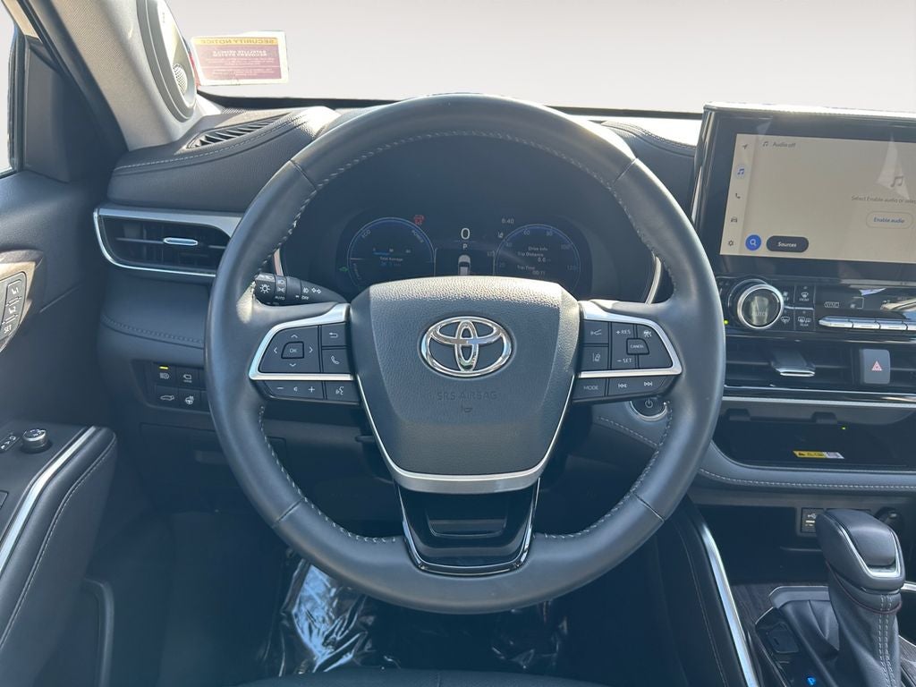 2023 Toyota Highlander Hybrid Platinum