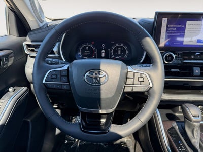 2024 Toyota Highlander Platinum