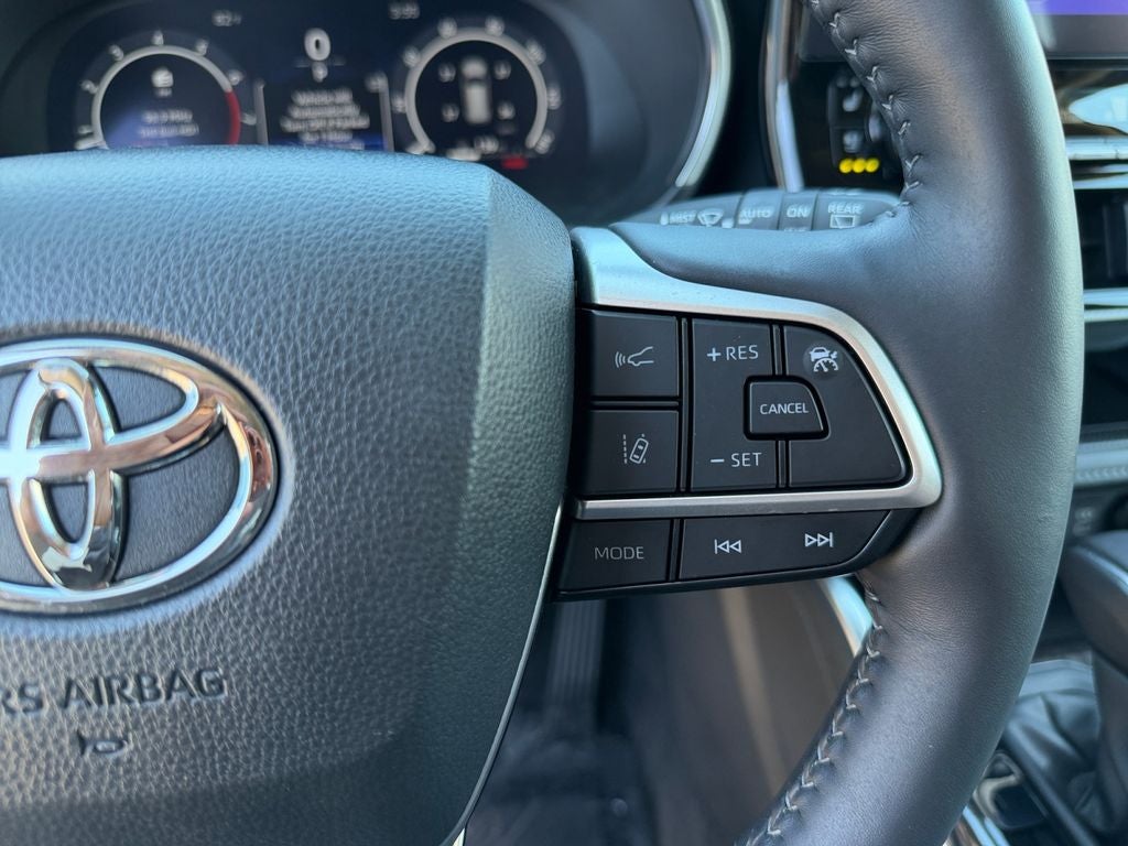 2024 Toyota Highlander Platinum