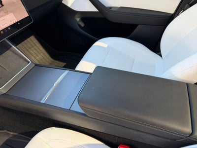 2026 Tesla Model Y Base