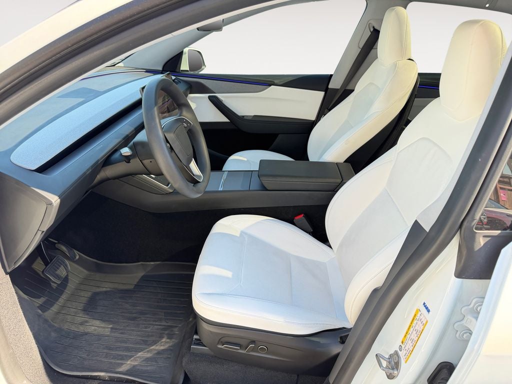 2026 Tesla Model Y Base