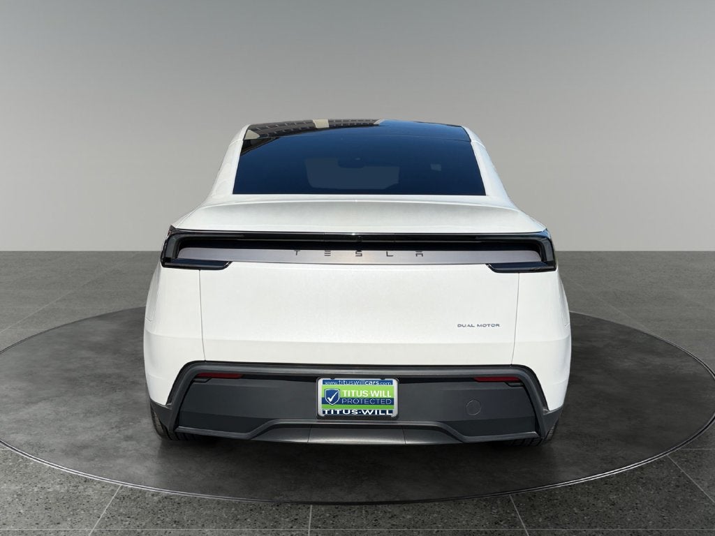 2026 Tesla Model Y Base