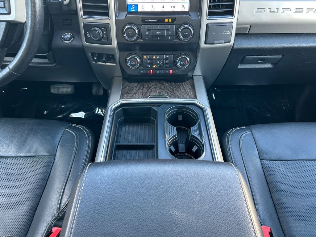 2019 Ford F-350SD Lariat SRW Lifted