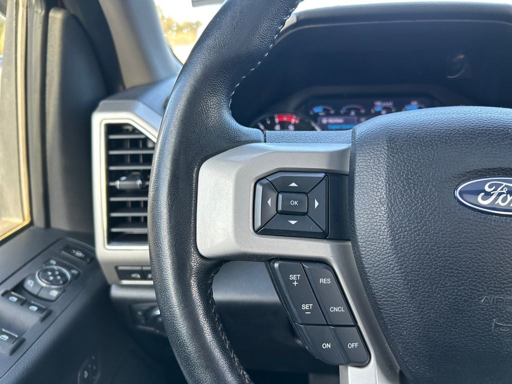 2019 Ford F-350SD Lariat SRW Lifted