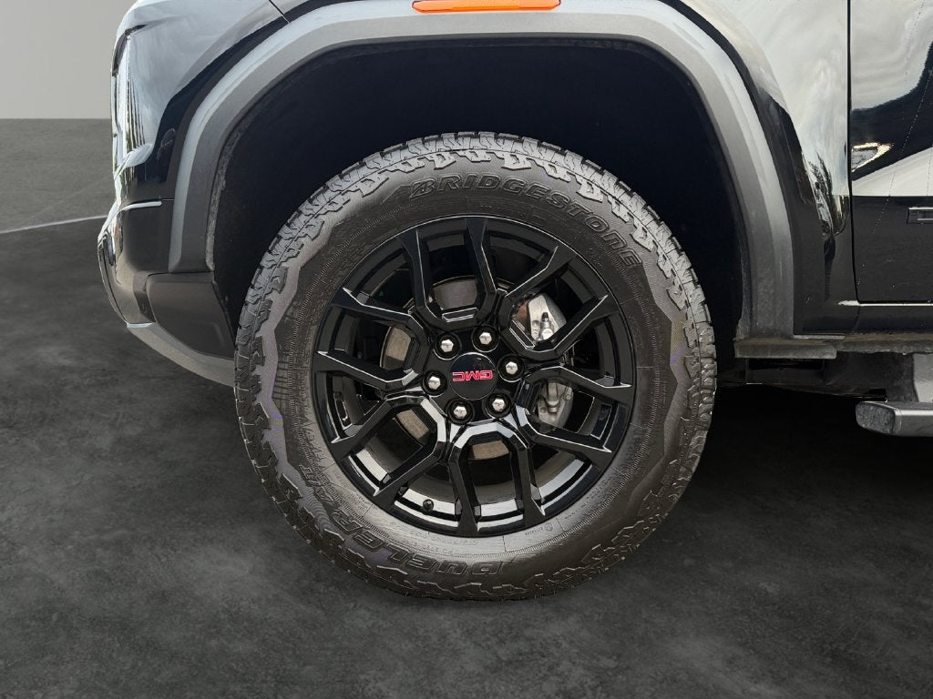 2025 GMC Canyon Denali